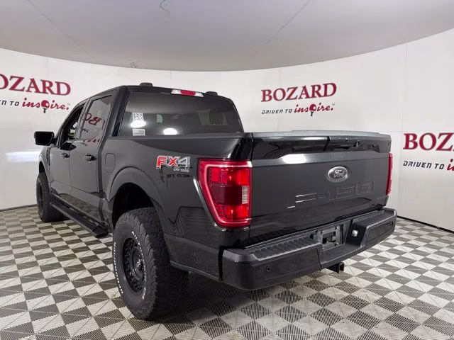 2021 Agate Black Metallic Ford F-150 XLT 4X4 Truck