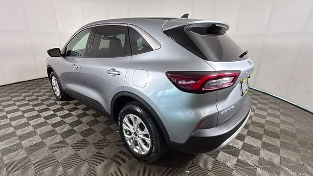 2024 Silver Metallic Ford Escape Active AWD SUV