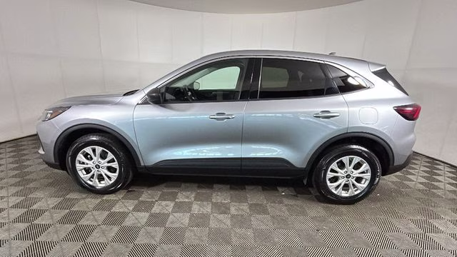 2024 Silver Metallic Ford Escape Active AWD SUV