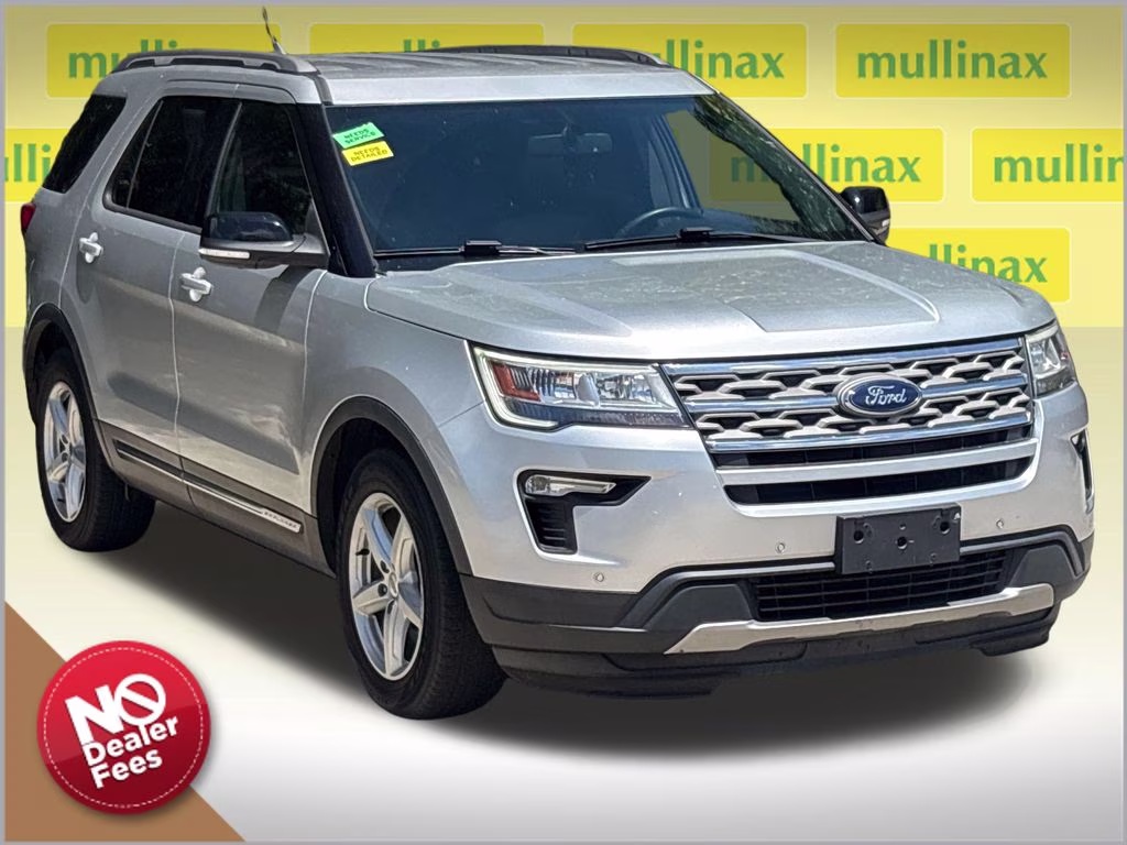 2018 Ingot Silver Ford Explorer XLT FWD SUV