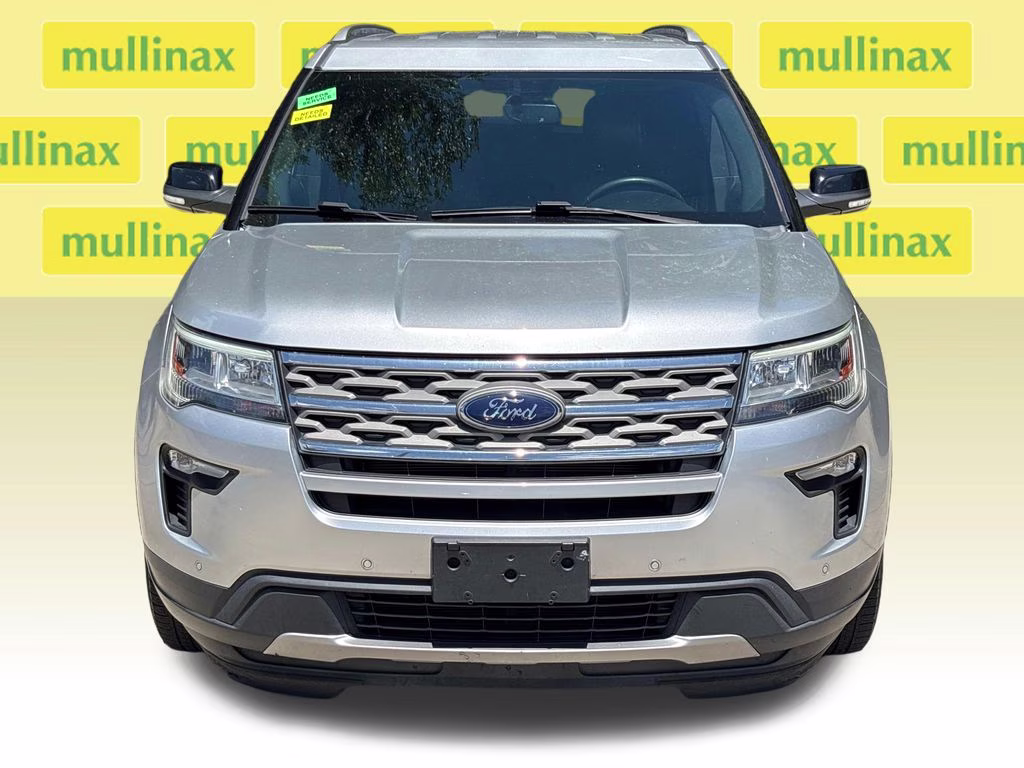 2018 Ingot Silver Ford Explorer XLT FWD SUV