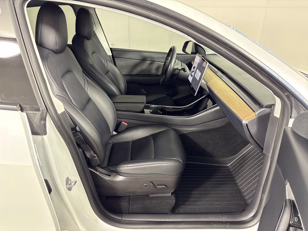 2021 Pearl White Multi-Coat Tesla Model Y Long Range AWD SUV