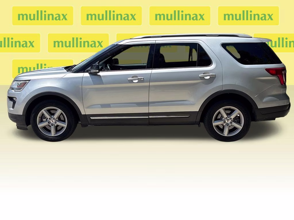 2018 Ingot Silver Ford Explorer XLT FWD SUV