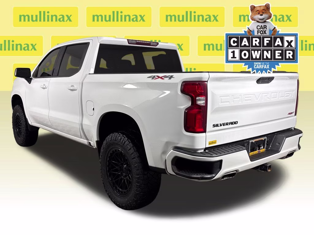 2020 Summit White Chevrolet Silverado 1500 RST 4X4 Truck