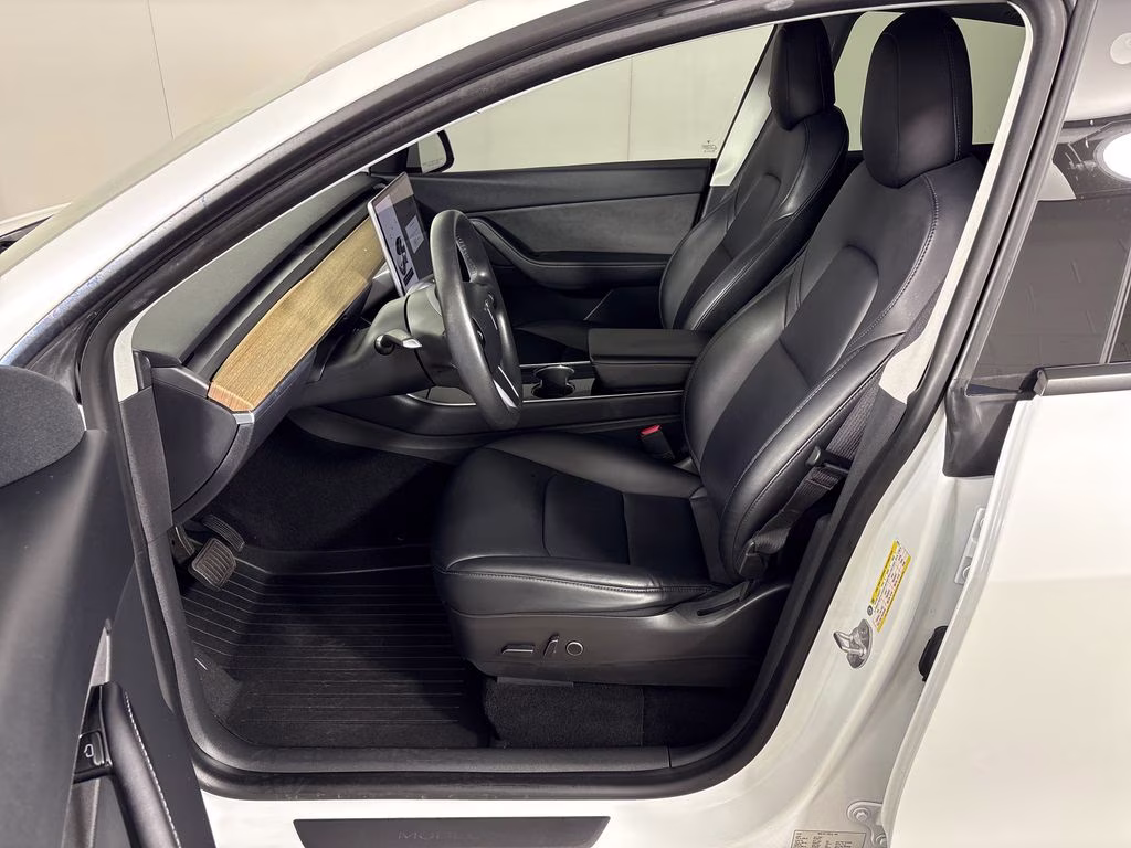2021 Pearl White Multi-Coat Tesla Model Y Long Range AWD SUV