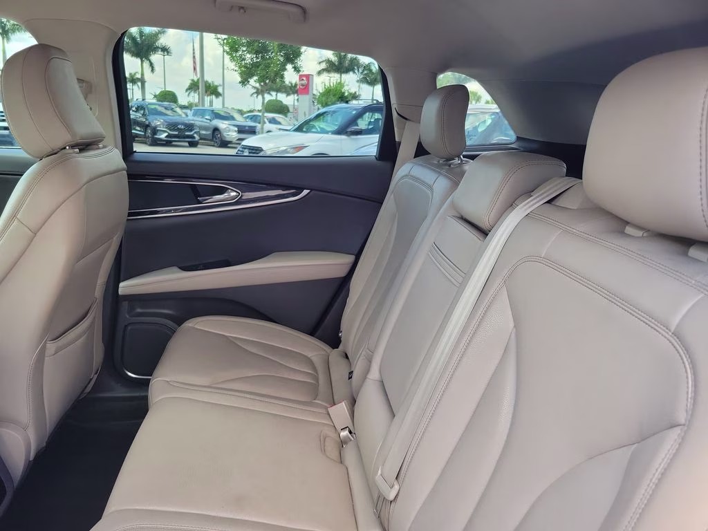 2021 Red Lincoln Nautilus Standard FWD SUV