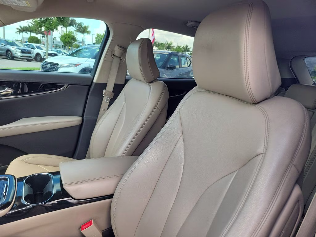 2021 Red Lincoln Nautilus Standard FWD SUV