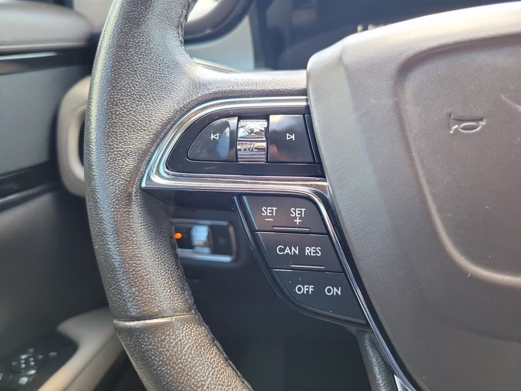 2021 Red Lincoln Nautilus Standard FWD SUV