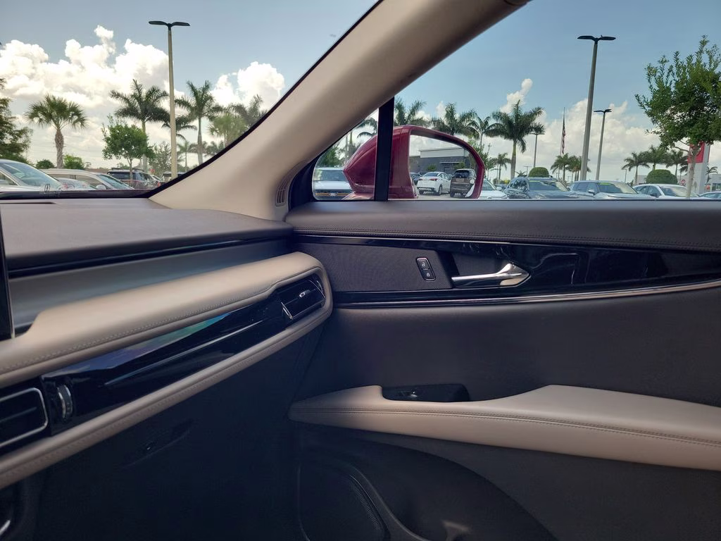 2021 Red Lincoln Nautilus Standard FWD SUV