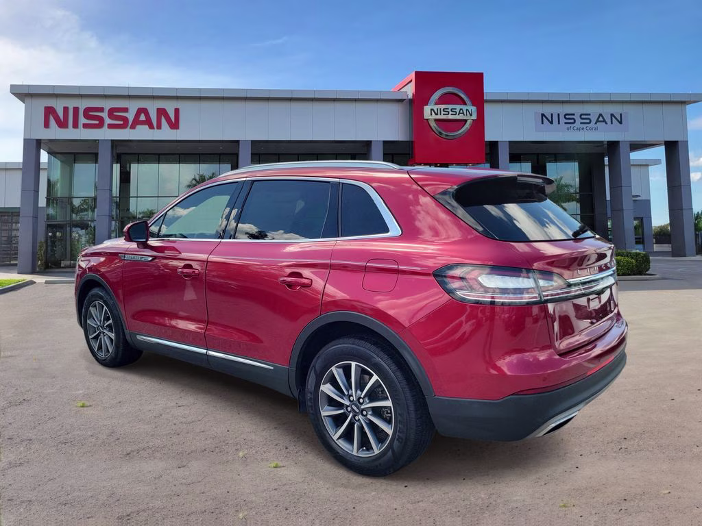 2021 Red Lincoln Nautilus Standard FWD SUV
