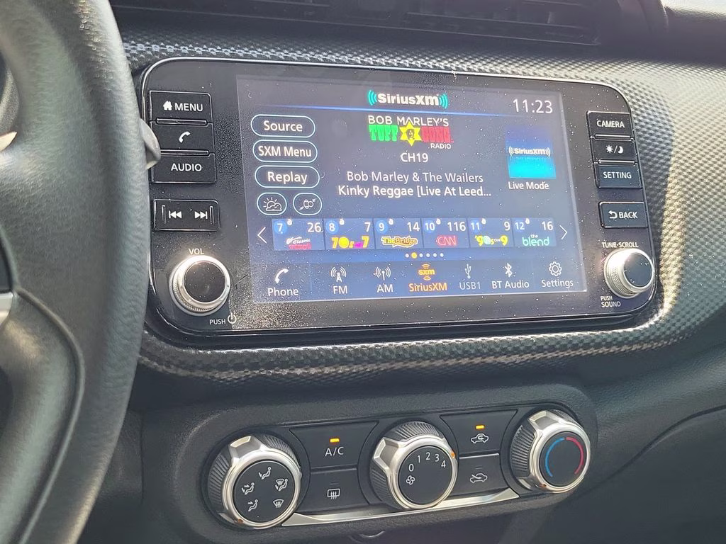 2023 Scarlet Ember Tintcoat/Super Black Nissan Kicks SV FWD SUV