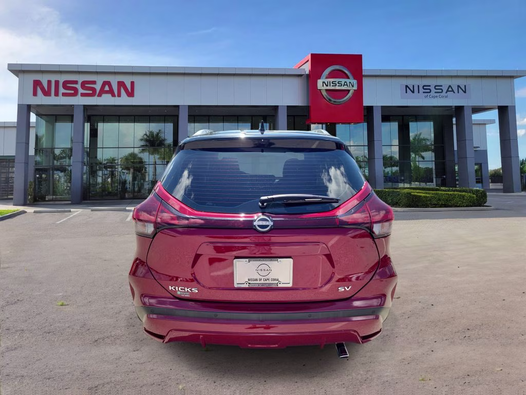 2023 Scarlet Ember Tintcoat/Super Black Nissan Kicks SV FWD SUV