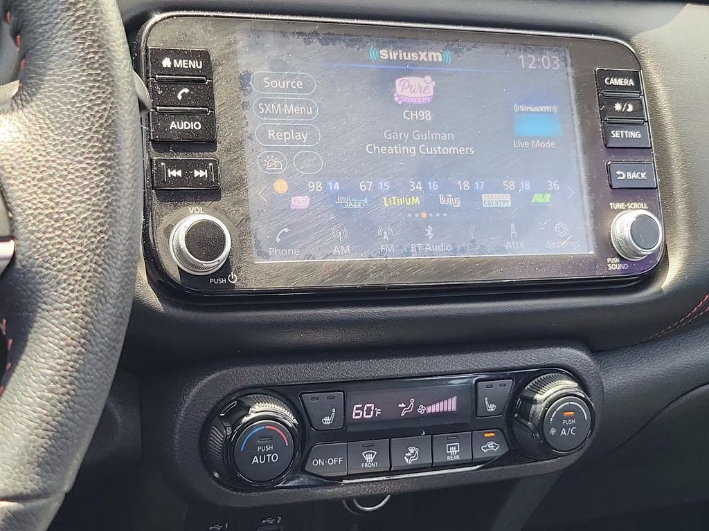 2022 Gray/Super Black Nissan Kicks SR FWD SUV