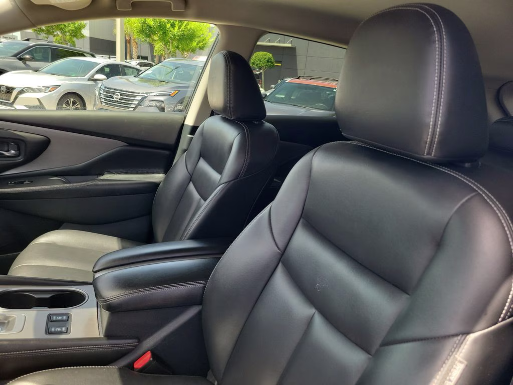 2023 Brilliant Silver Metallic Nissan Murano SV FWD SUV