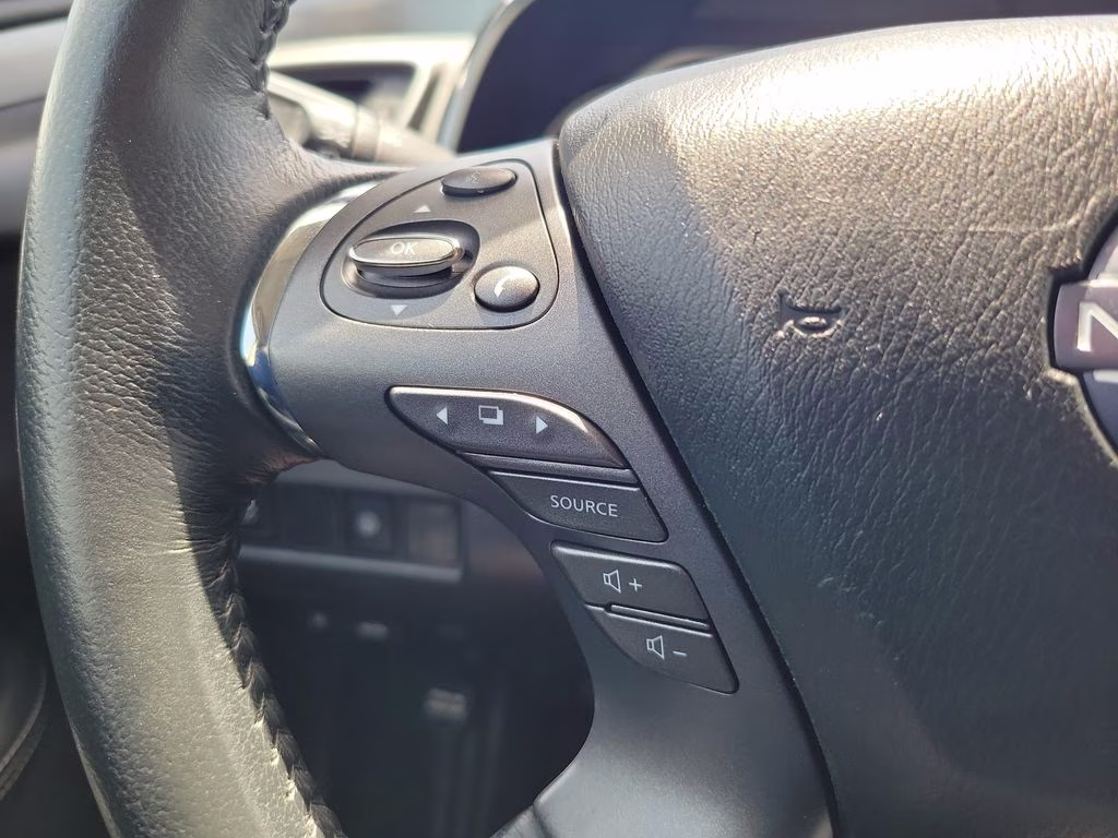 2023 Brilliant Silver Metallic Nissan Murano SV FWD SUV