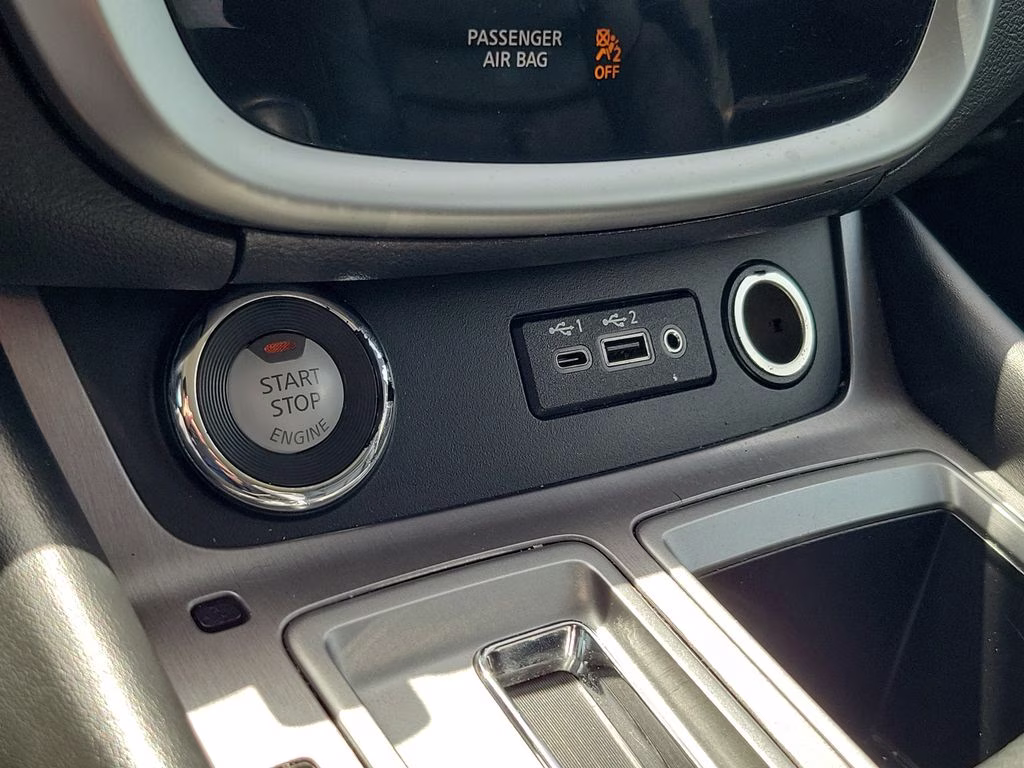 2023 Brilliant Silver Metallic Nissan Murano SV FWD SUV