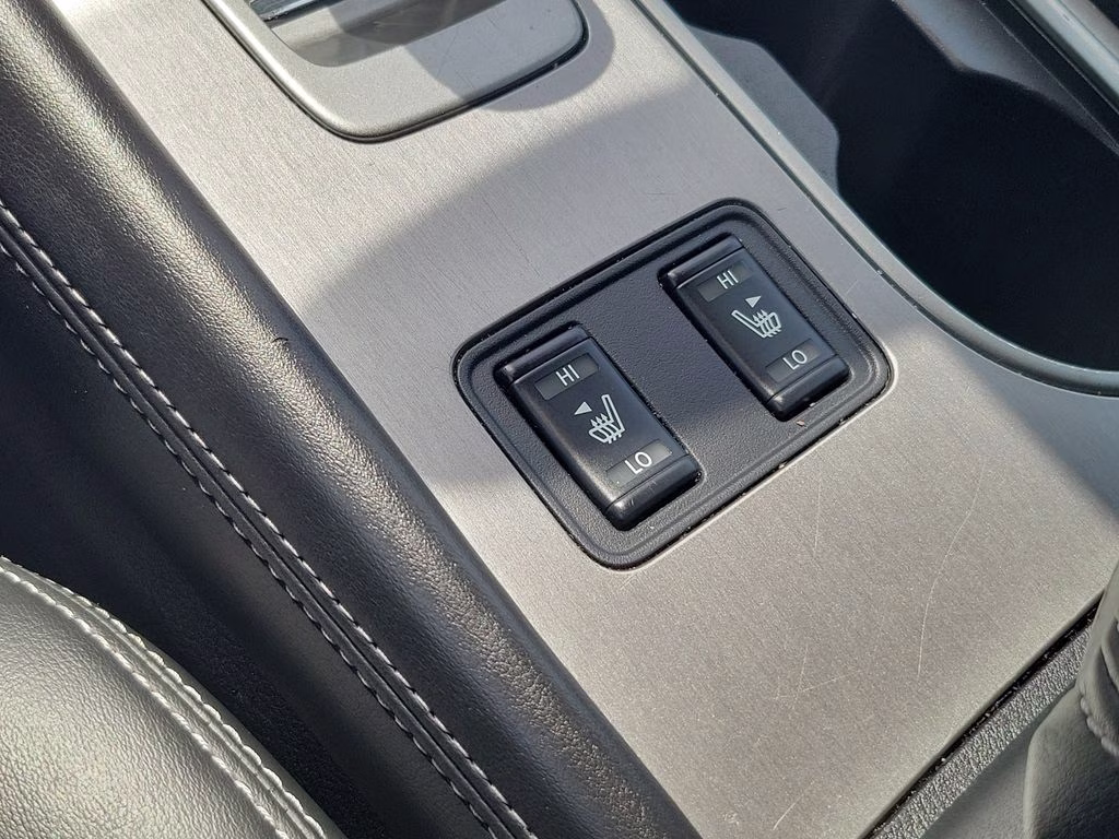 2023 Brilliant Silver Metallic Nissan Murano SV FWD SUV