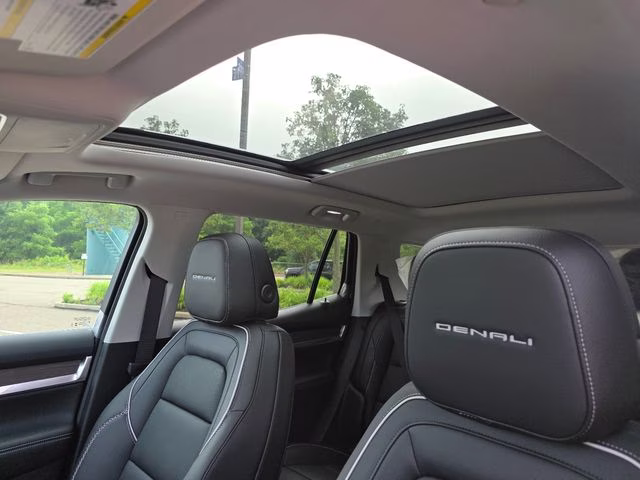 2027 Ebony Twilight Metallic GMC Terrain Denali AWD SUV