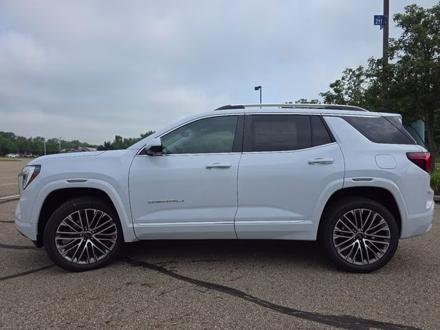 2027 Glacier White Tricoat GMC Terrain Denali AWD SUV