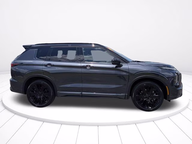 2026 Graphite Gray/Black Roof Mitsubishi Outlander Black Edition FWD SUV