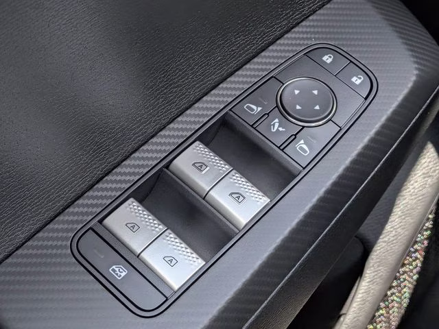 2026 Graphite Gray/Black Roof Mitsubishi Outlander Black Edition FWD SUV