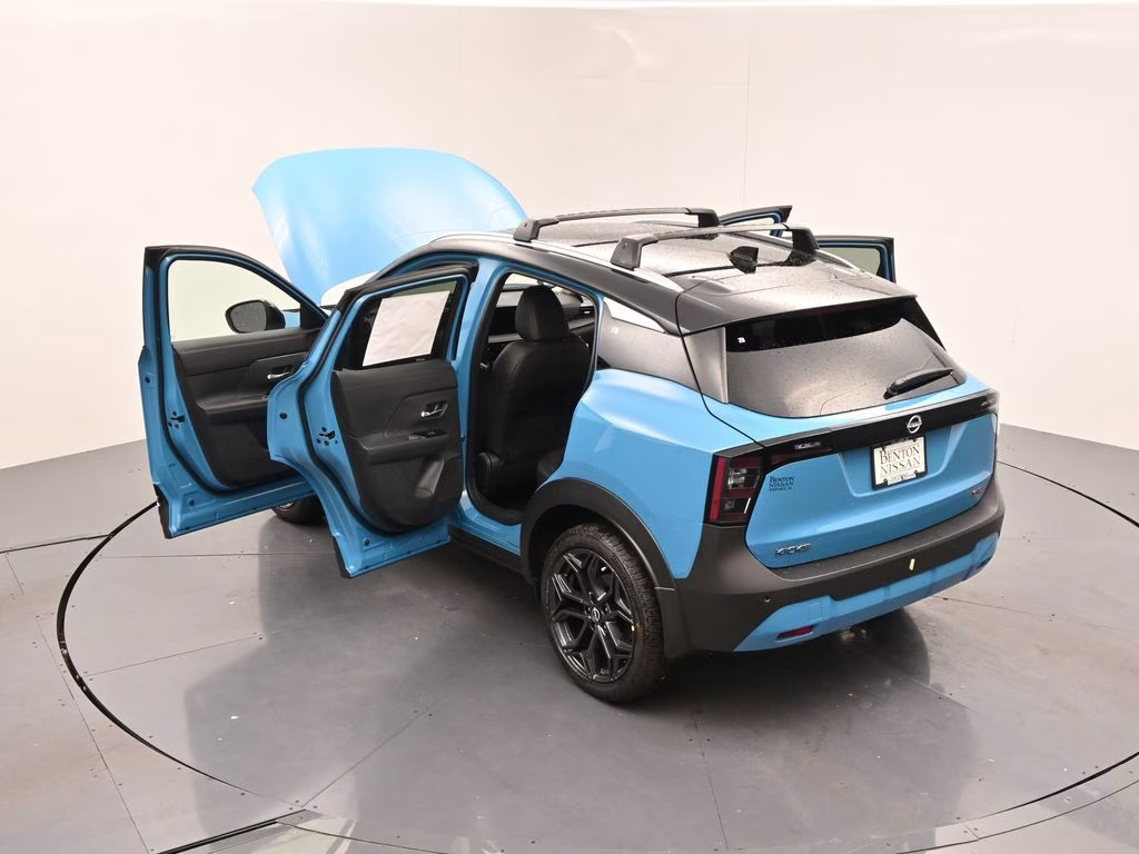 2026 Arctic Ice Blue/Black Nissan Kicks SR FWD SUV