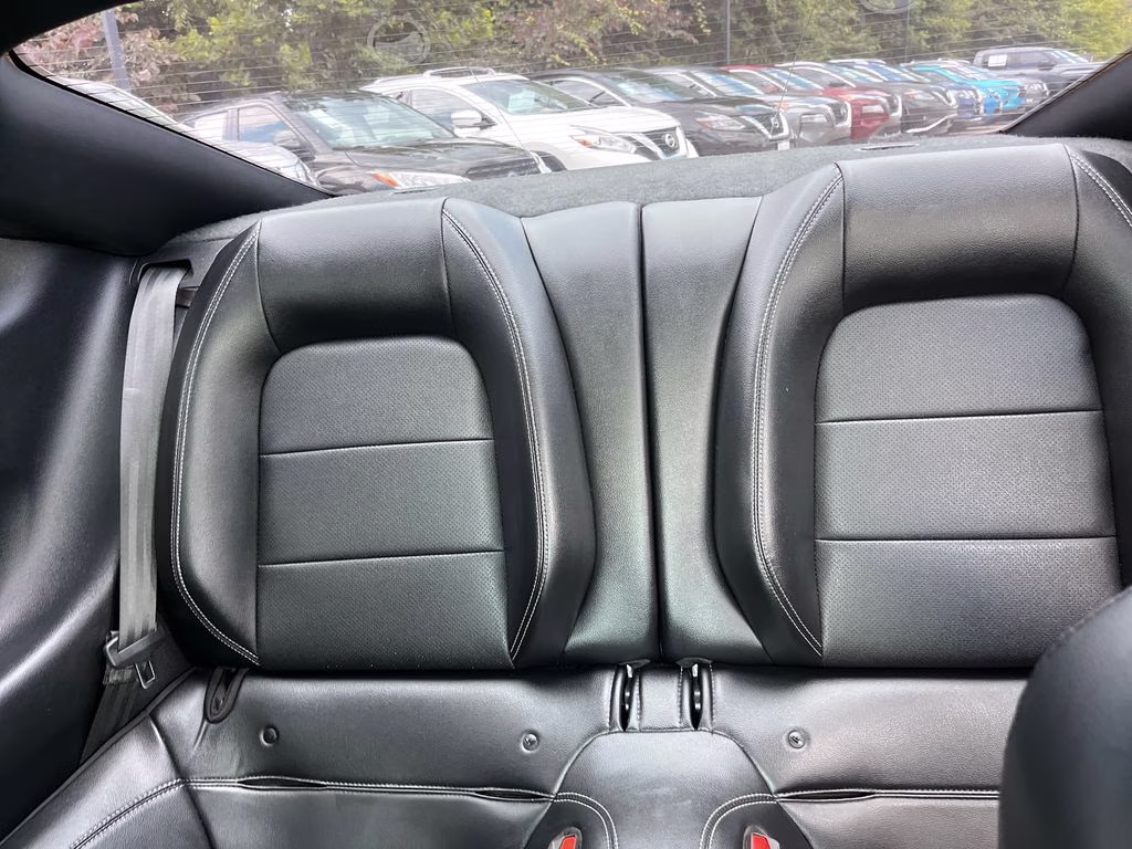 2022 Oxford White Ford Mustang GT Premium RWD Coupe