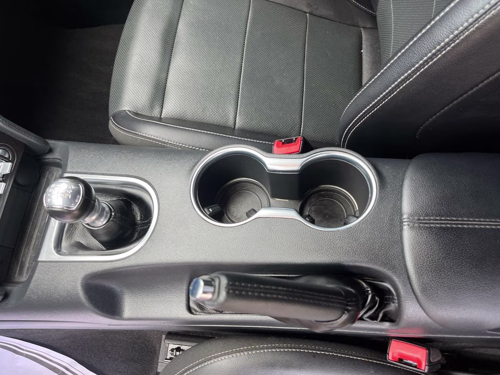 2022 Oxford White Ford Mustang GT Premium RWD Coupe