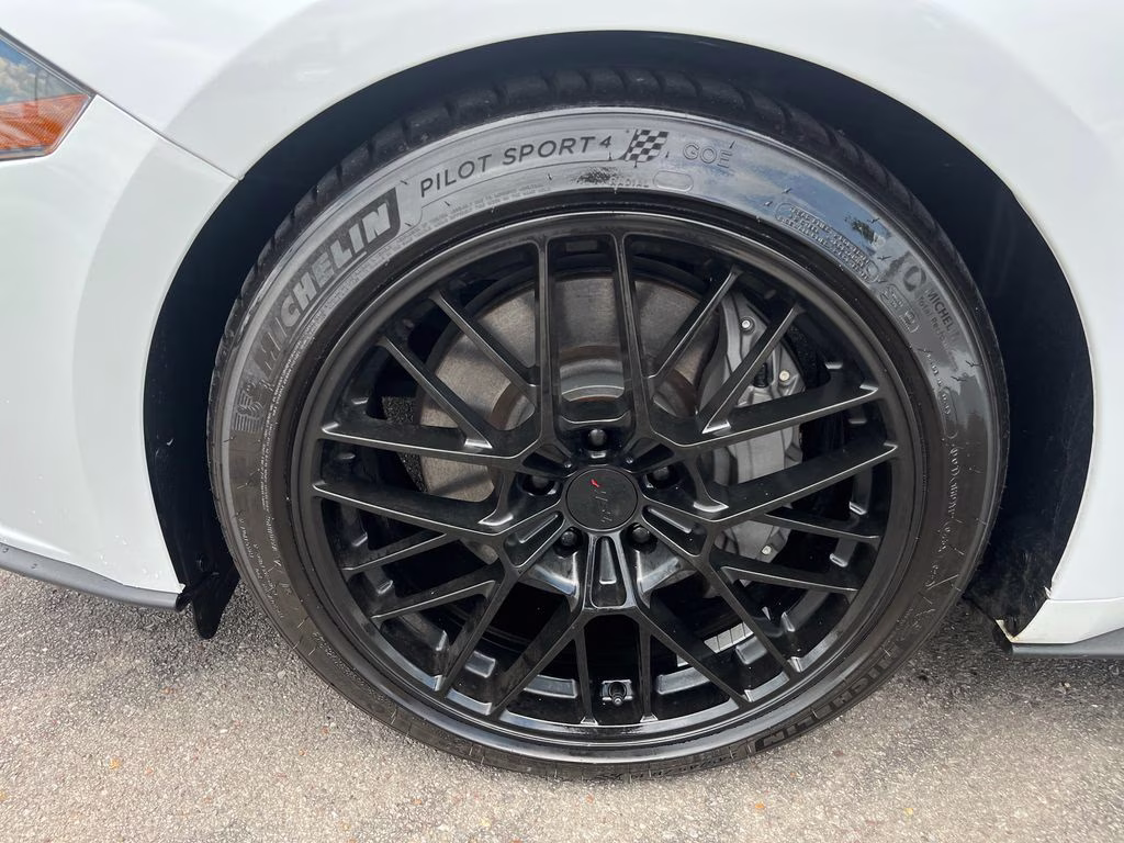 2022 Oxford White Ford Mustang GT Premium RWD Coupe