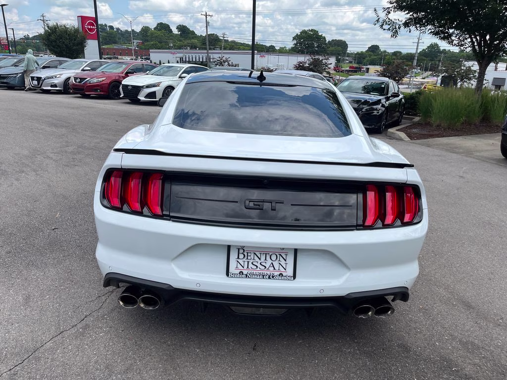 2022 Oxford White Ford Mustang GT Premium RWD Coupe