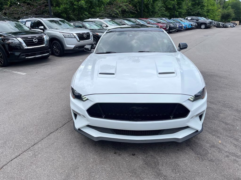 2022 Oxford White Ford Mustang GT Premium RWD Coupe