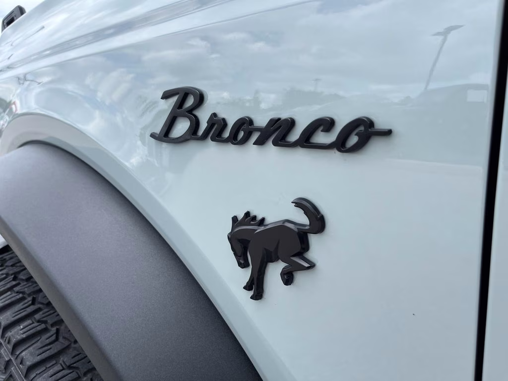 2021 Cactus Ford Bronco Badlands 4X4 SUV