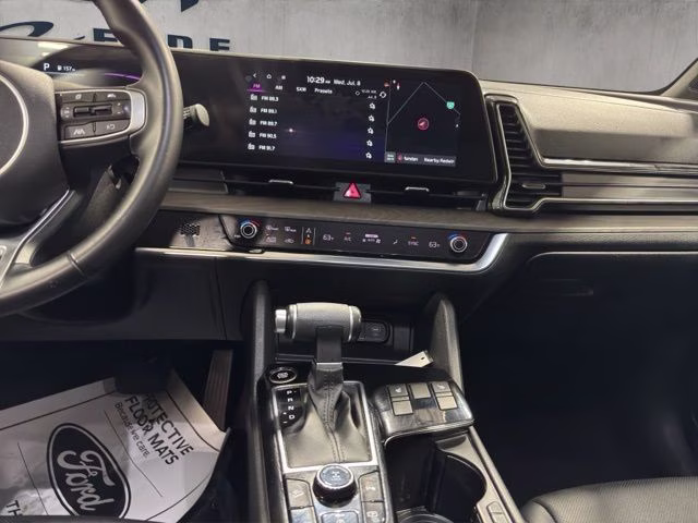 2023 Glacial White Pearl Kia Sportage X-Line AWD SUV
