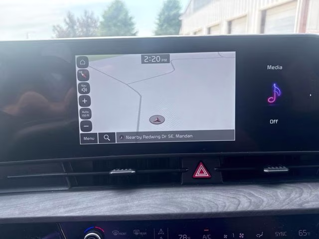 2023 Glacial White Pearl Kia Sportage X-Line AWD SUV