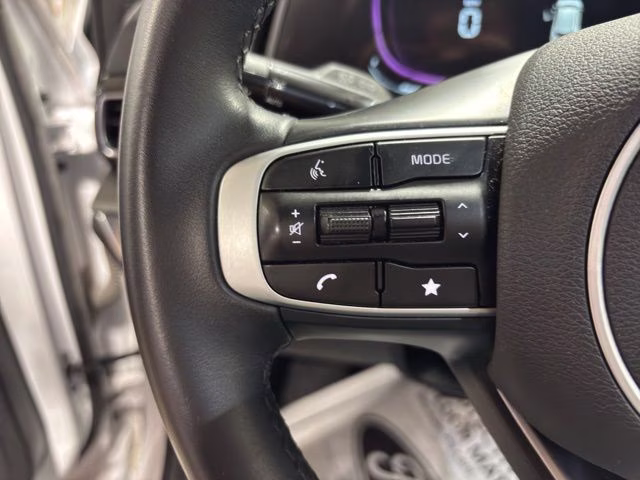 2023 Glacial White Pearl Kia Sportage X-Line AWD SUV