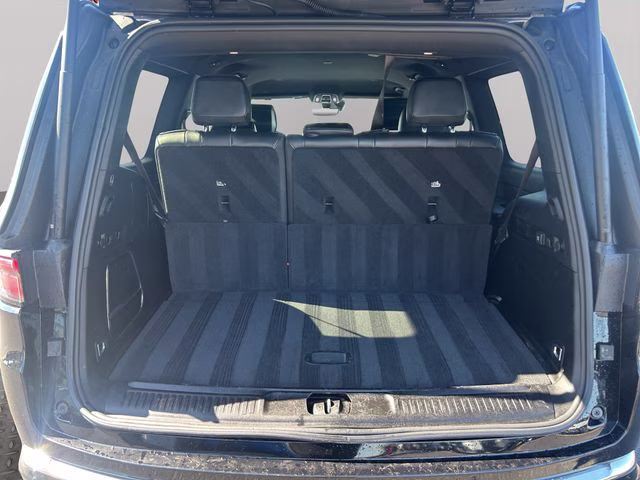 2023 Diamond Black Crystal Pearlcoat Jeep Wagoneer Series II 4X4 SUV