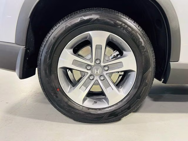 2026 Solar Silver Metallic Honda Pilot EX-L FWD SUV