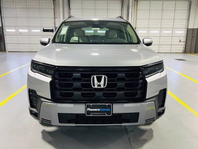 2026 Solar Silver Metallic Honda Pilot EX-L FWD SUV