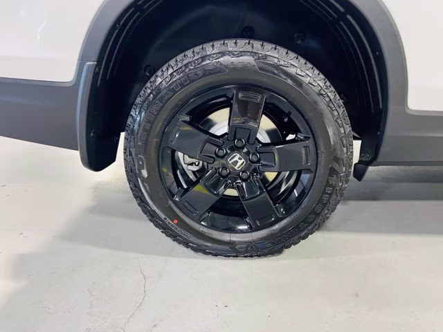 2026 Platinum White Pearl Honda Ridgeline Black Edition AWD Truck