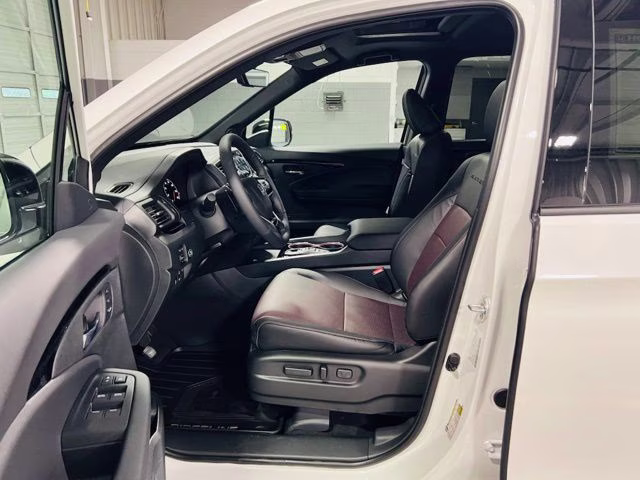 2026 Platinum White Pearl Honda Ridgeline Black Edition AWD Truck