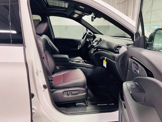 2026 Platinum White Pearl Honda Ridgeline Black Edition AWD Truck