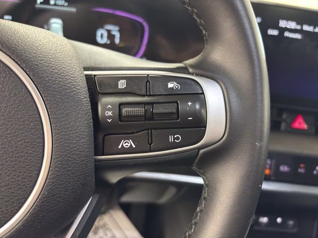 2023 Glacial White Pearl Kia Sportage X-Line AWD SUV