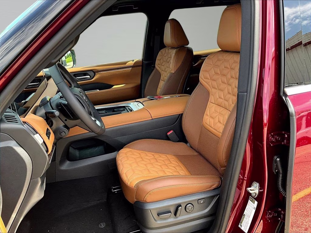 2026 Coulis Red Pearl Nissan Armada Platinum Reserve 4X4 SUV
