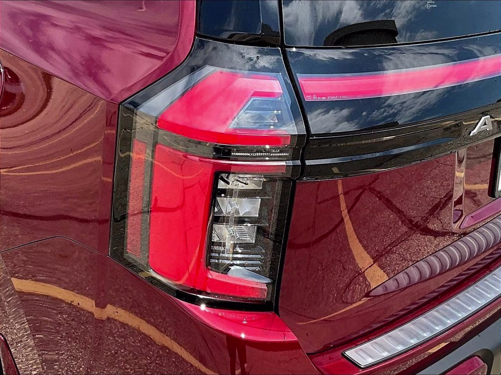 2026 Coulis Red Pearl Nissan Armada Platinum Reserve 4X4 SUV