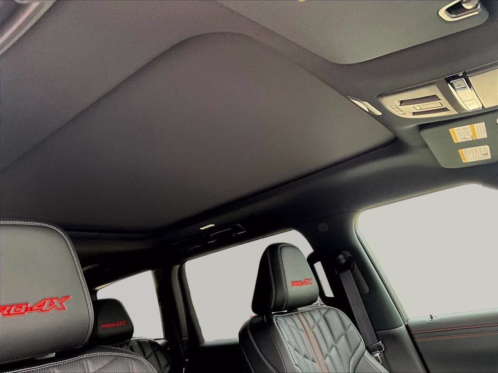 2026 Aspen White/Super Black Nissan Armada PRO-4X 4X4 SUV