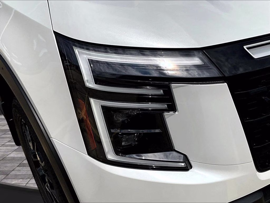 2026 Aspen White/Super Black Nissan Armada PRO-4X 4X4 SUV