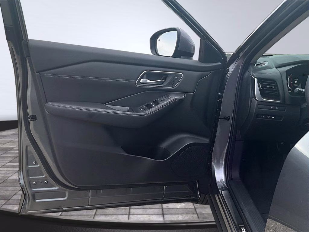2026 Gun Metallic Nissan Rogue Platinum AWD SUV