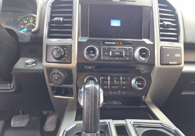 2018 Black Ford F-150 Lariat 4X4 Truck
