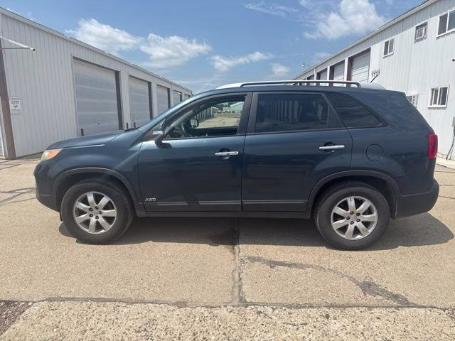 2011 Pacific Blue Kia Sorento LX AWD SUV