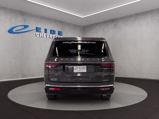 2022 Baltic Gray Metallic Clearcoat Jeep Wagoneer Series III 4X4 SUV